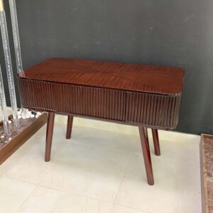 Solid Wood Coffee Table – Modern Work Desk